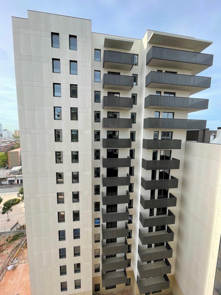 034ed-basic-rivet-plurifamiliar-cosme-toda-l-hospitalet-5-