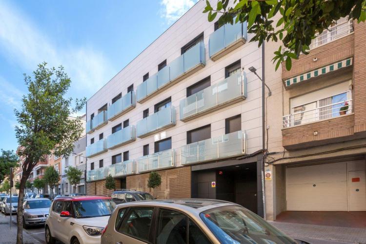 1f69f-basic-tile-pluri.-bartomeu-amat-terrassa-alta-2-
