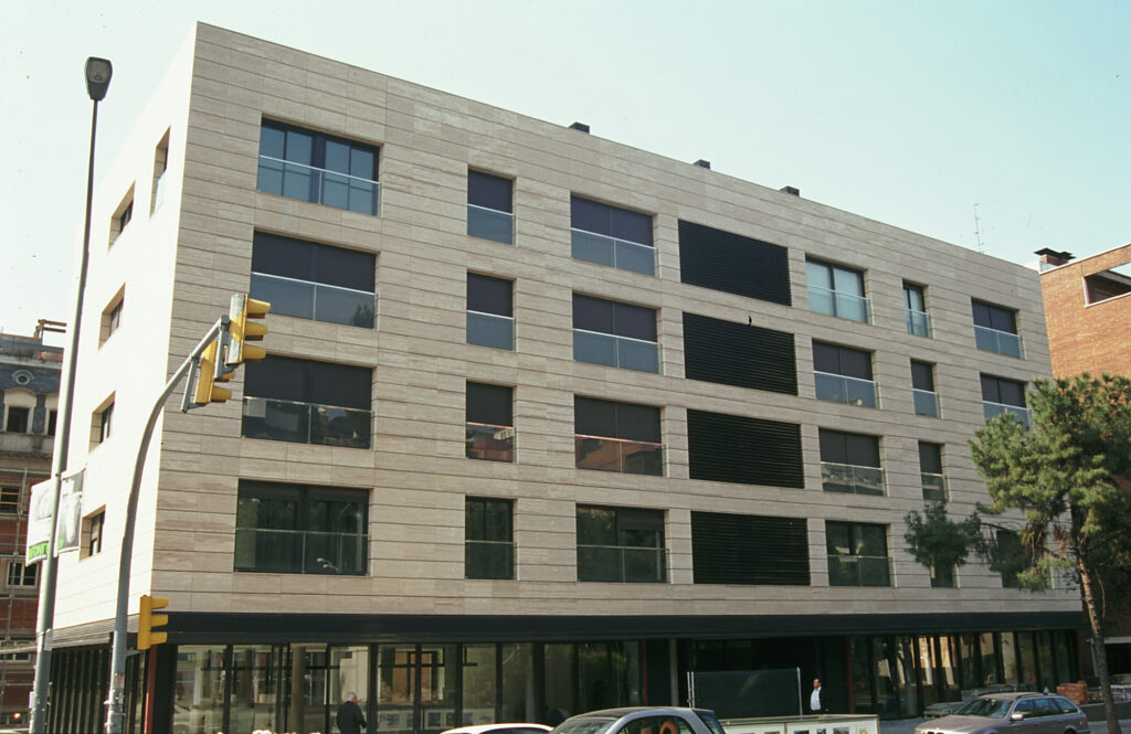 31312-esp-plurifamiliar-via-augusta-barcelona-2-