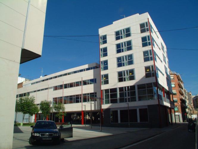 6f7e6-clm-plurifamiliar-antiguos-lab.-uriach-barcelona-1-