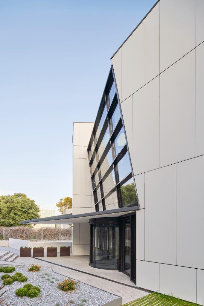 7fb38-so-s-edificio-oficinas-magic-box-sant-cugat-4-