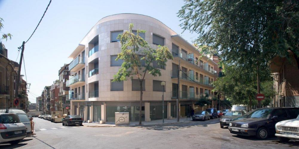 c2139-esp-plurifamiliar-renaixenca-barcelona-2-